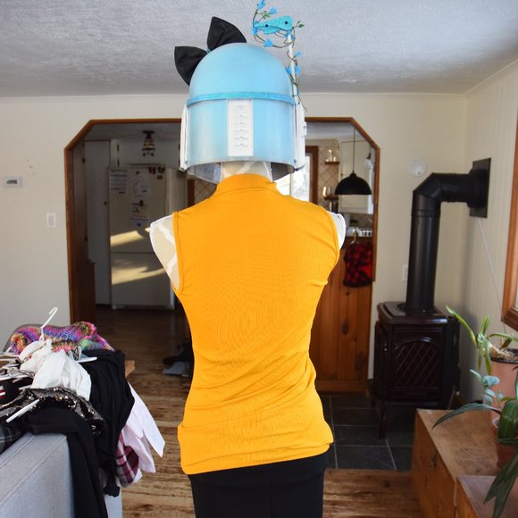 NWOT - Yellow mock neck top - Picture 2 of 6